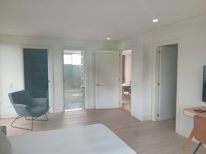 Apartamento de 4 alcobas en venta en El Poblado, Medellín, 277 m² · foto 6 de 16