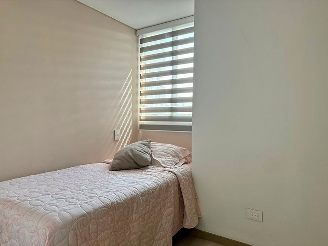 Apartamento de 3 alcobas en arriendo en El Poblado, Medellín, 69 m² · foto 10 de 16