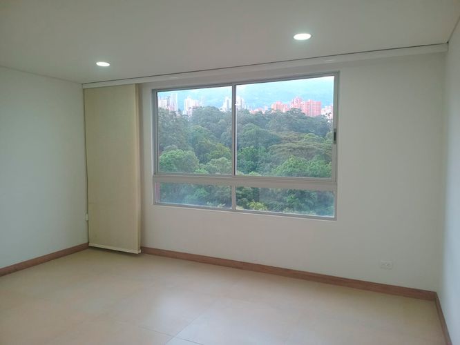 Apartamento de 3 alcobas en arriendo en El Poblado, Medellín, 154 m² · foto 9 de 19