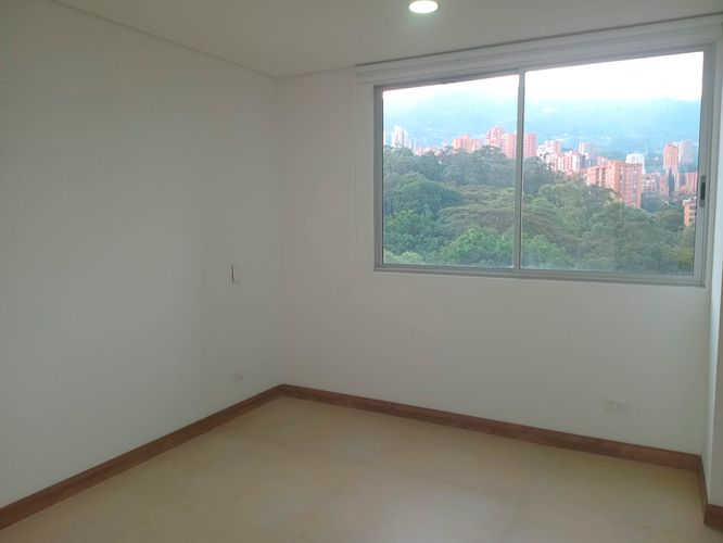 Apartamento de 3 alcobas en arriendo en El Poblado, Medellín, 154 m² · foto 12 de 19