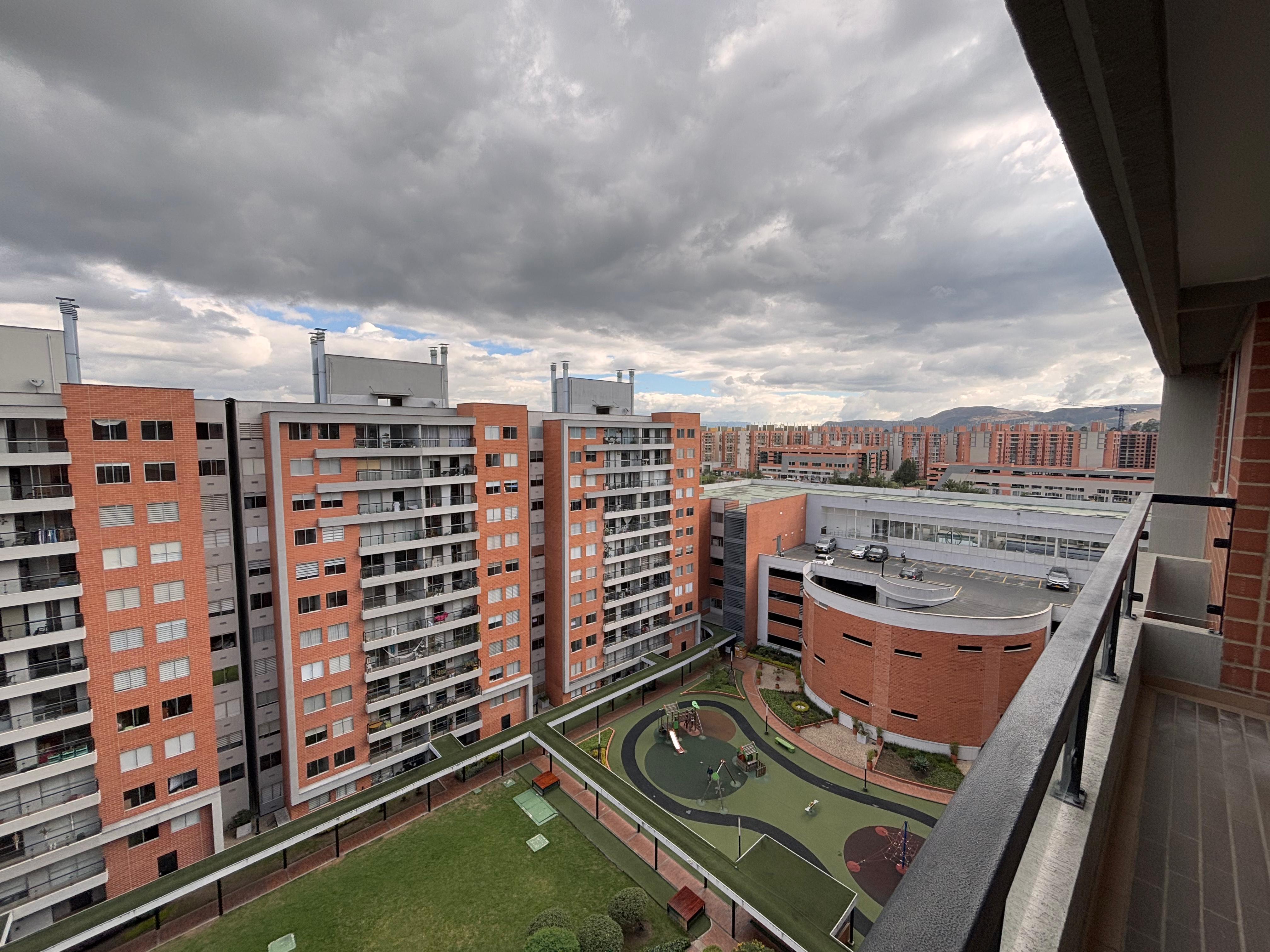 Apartamento en venta en Novaterra, Mosquera · foto 6 de 9