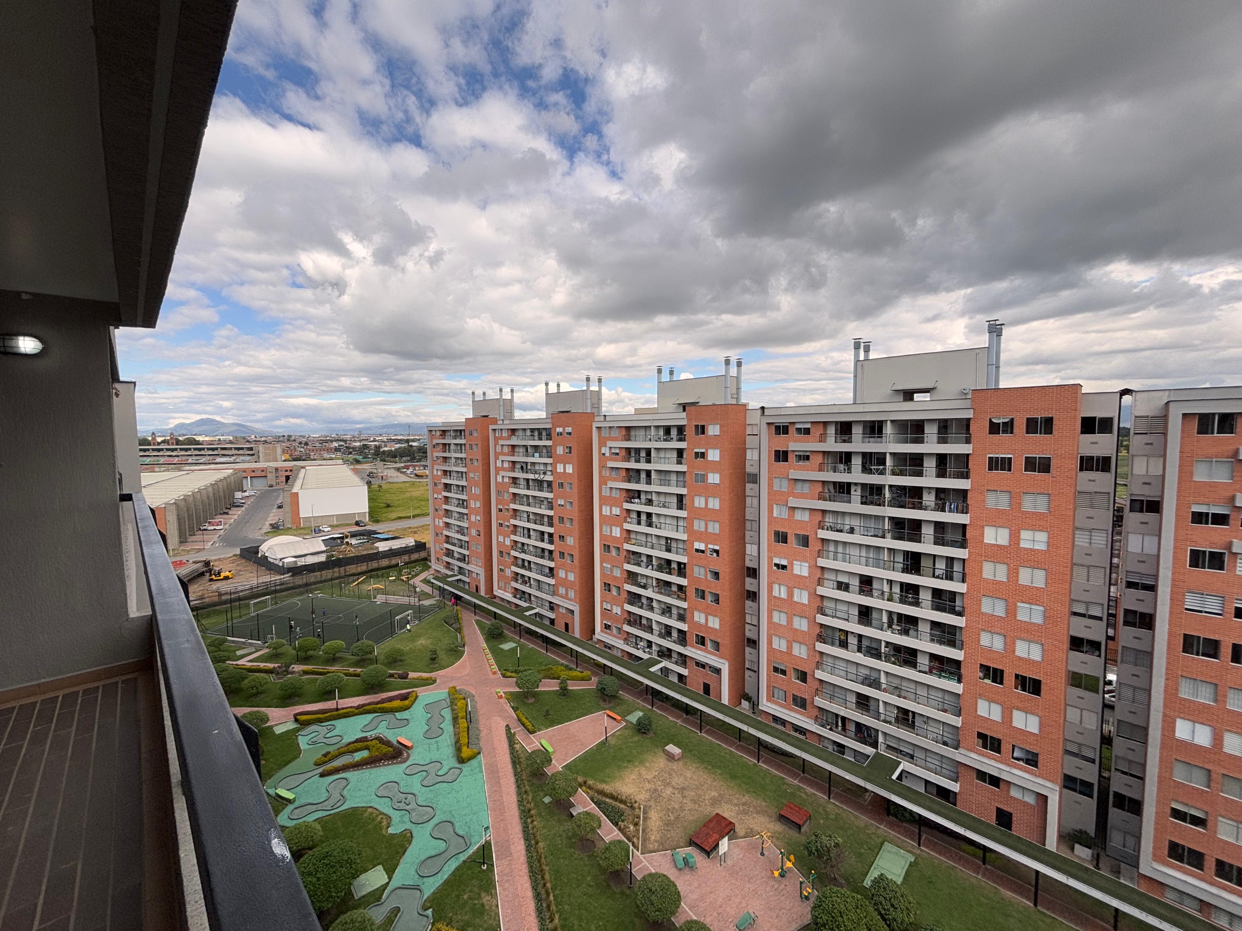 Apartamento en venta en Novaterra, Mosquera · foto 7 de 9