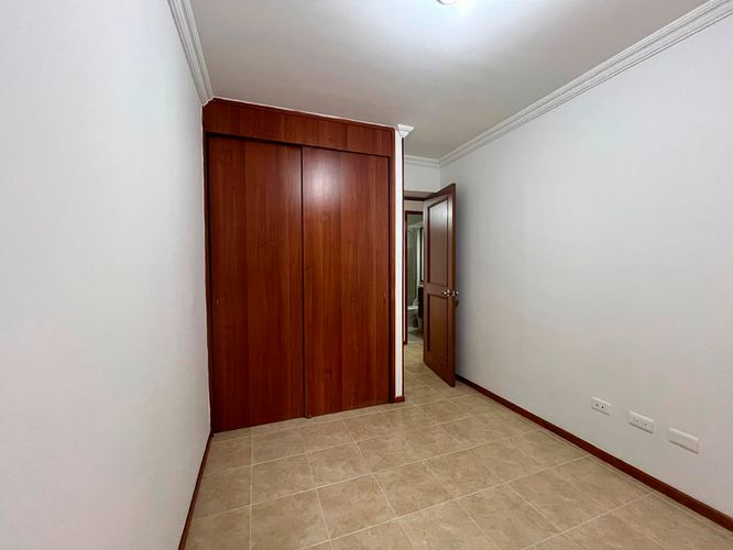 Apartamento de 3 alcobas en arriendo en Los Balsos, Medellín, 92 m² · foto 9 de 17