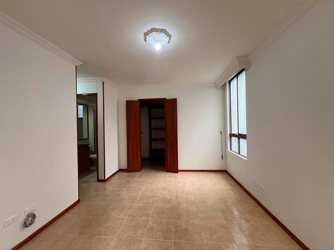 Apartamento de 3 alcobas en arriendo en Los Balsos, Medellín, 92 m² · foto 13 de 17