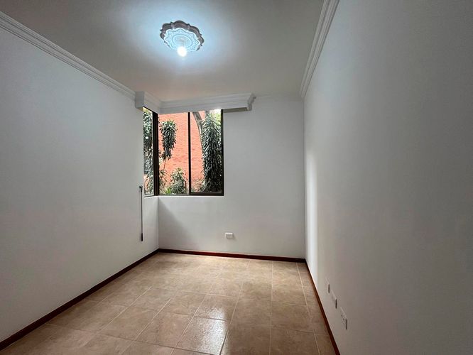 Apartamento de 3 alcobas en arriendo en Los Balsos, Medellín, 92 m² · foto 14 de 17