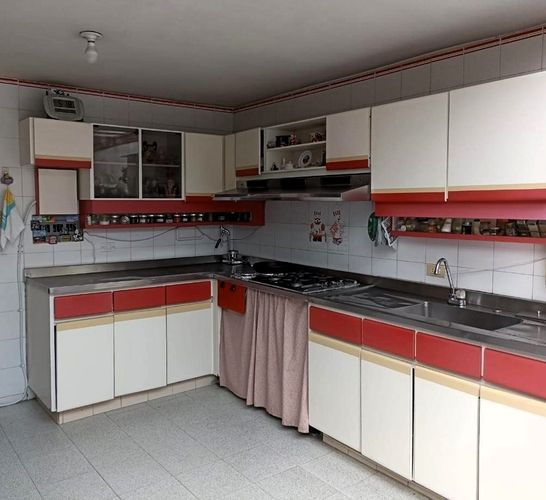 Casa de 5 alcobas en venta en Pablo Vi Norte, Bogotá, 256 m² · foto 2 de 11