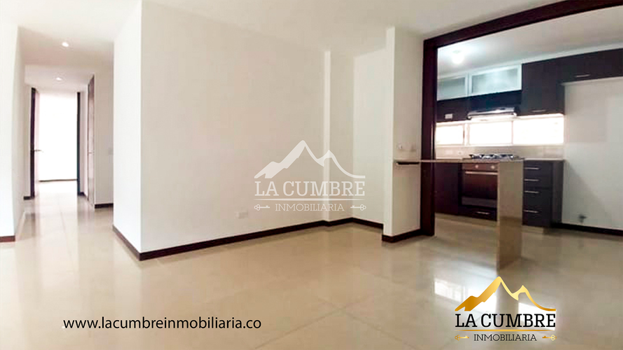 Apartamento de 3 alcobas en arriendo en Los Balsos, Medellín, 116 m² · foto 3 de 8
