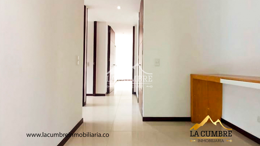 Apartamento de 3 alcobas en arriendo en Los Balsos, Medellín, 116 m² · foto 7 de 8