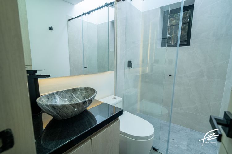 Casa de 5 alcobas en venta en Llano Grande, Rionegro, 430 m² · foto 15 de 24