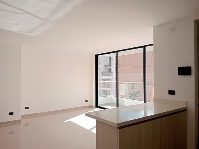 Apartamento de 3 alcobas en arriendo en Laureles, Medellín, 105 m² · foto 2 de 19