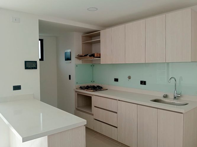Apartamento de 3 alcobas en arriendo en Laureles, Medellín, 105 m² · foto 6 de 19