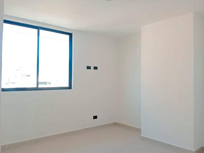 Apartamento de 3 alcobas en arriendo en Laureles, Medellín, 105 m² · foto 9 de 19