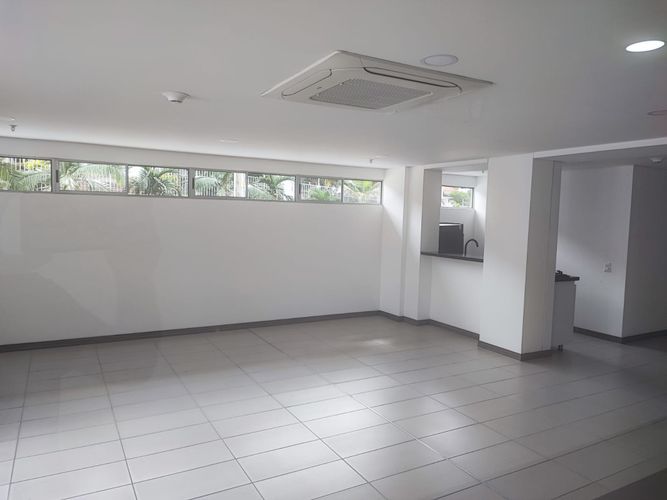 Apartamento de 3 alcobas en venta en Alferez Real, Cali, 108 m² · foto 16 de 24