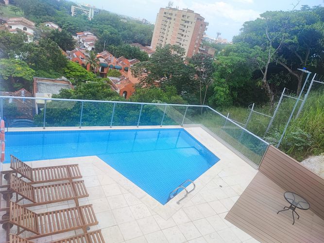 Apartamento de 3 alcobas en venta en Alferez Real, Cali, 108 m² · foto 23 de 24