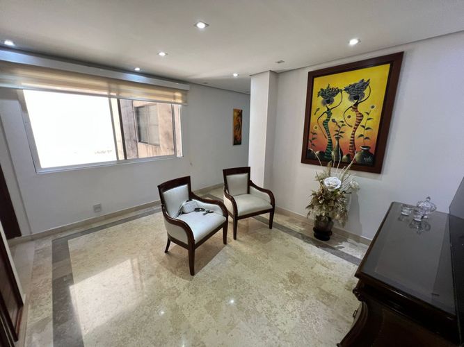 Apartamento de 3 alcobas en venta en Ciudad Jardin, Cali, 156 m² · foto 10 de 24