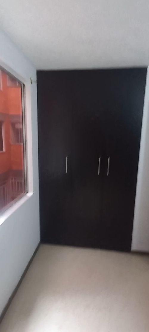 Apartamento en venta en Villa Del Lago, Cali · foto 9 de 17
