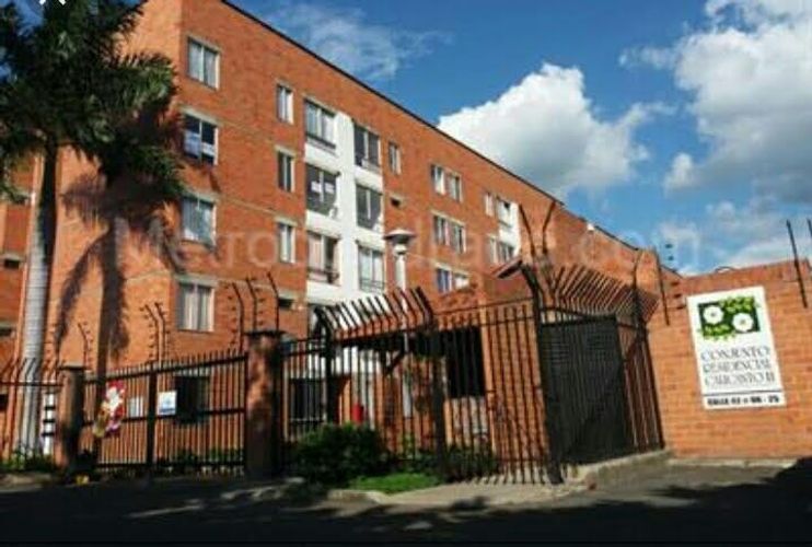 Apartamento en venta en Villa Del Lago, Cali · foto 16 de 17