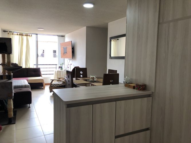 Apartamento de 2 alcobas en venta en La Flora, Cali, 62 m² · foto 4 de 24