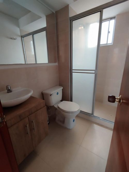 Apartamento de 2 alcobas en venta en La Flora, Cali, 62 m² · foto 14 de 24