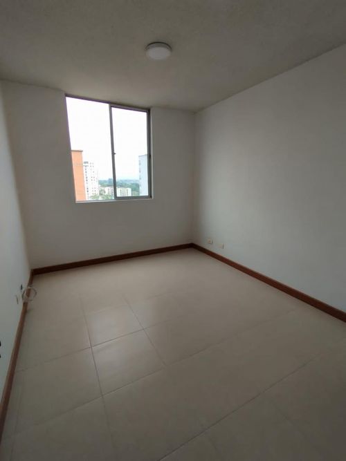 Apartamento de 2 alcobas en venta en La Flora, Cali, 62 m² · foto 15 de 24