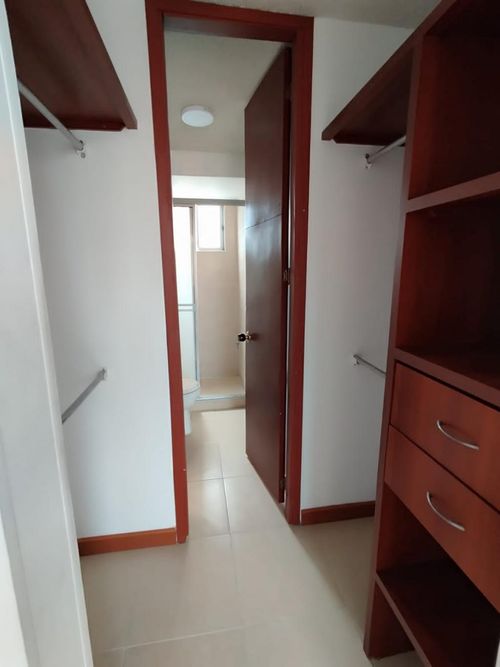Apartamento de 2 alcobas en venta en La Flora, Cali, 62 m² · foto 16 de 24