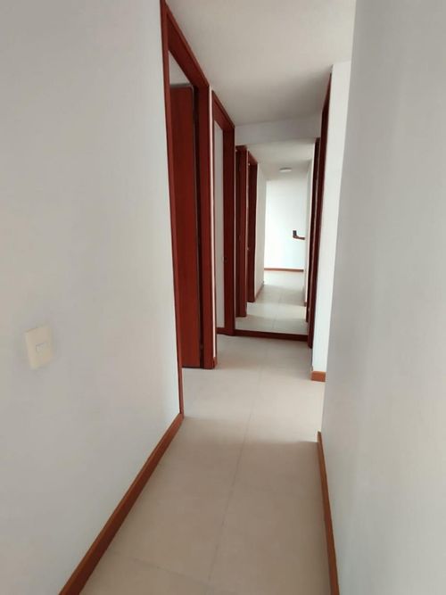 Apartamento de 2 alcobas en venta en La Flora, Cali, 62 m² · foto 21 de 24