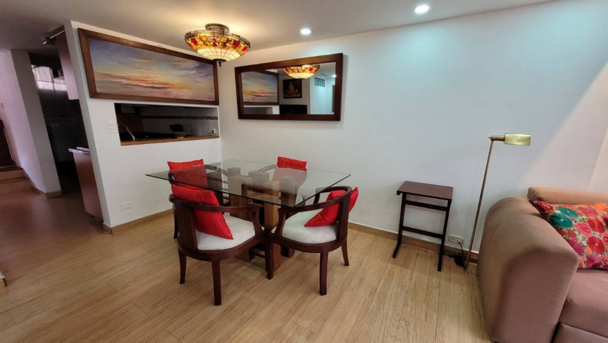 Casa en venta en La Carolina, Bogotá · foto 6 de 22
