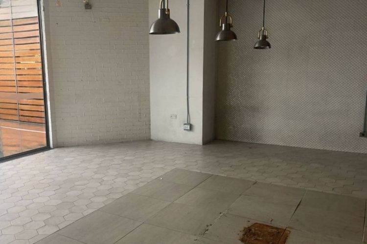 Local en arriendo en Conquistadores, Medellín, 73 m² · foto 2 de 6
