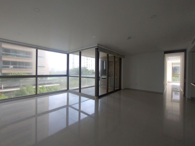 Apartamento de 3 alcobas en venta en Altos De Riomar, Barranquilla, 173 m² · foto 1 de 20