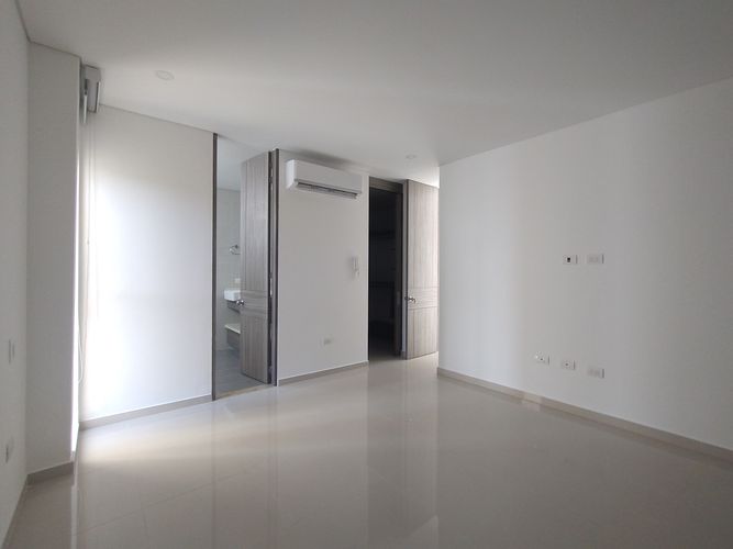 Apartamento de 3 alcobas en venta en Altos De Riomar, Barranquilla, 173 m² · foto 10 de 20