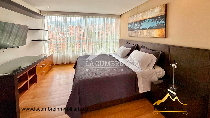 Apartamento de 2 alcobas en arriendo en El Poblado, Medellín, 134 m² · foto 5 de 10