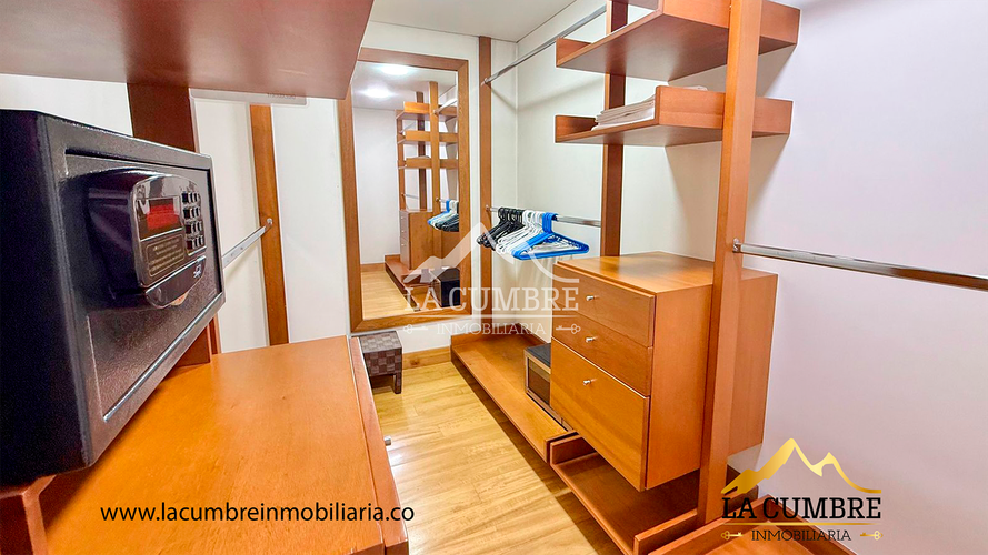 Apartamento de 2 alcobas en arriendo en El Poblado, Medellín, 134 m² · foto 8 de 10