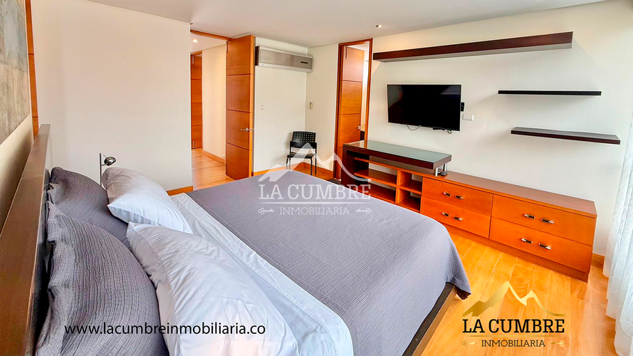 Apartamento de 2 alcobas en arriendo en El Poblado, Medellín, 134 m² · foto 9 de 10