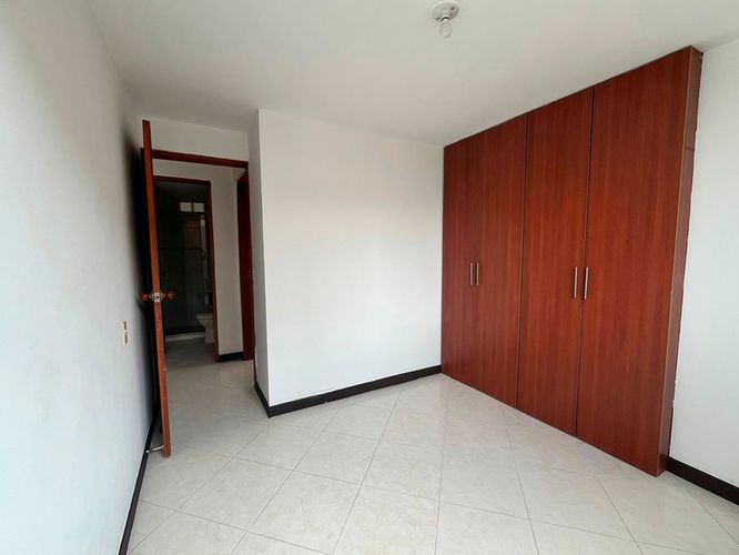 Apartamento de 3 alcobas en arriendo en El Poblado, Medellín, 92 m² · foto 8 de 16