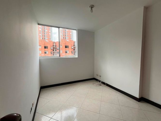 Apartamento de 3 alcobas en arriendo en El Poblado, Medellín, 92 m² · foto 10 de 16