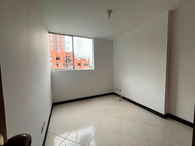 Apartamento de 3 alcobas en arriendo en El Poblado, Medellín, 92 m² · foto 14 de 16
