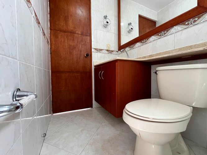 Apartamento de 3 alcobas en arriendo en El Poblado, Medellín, 92 m² · foto 15 de 16