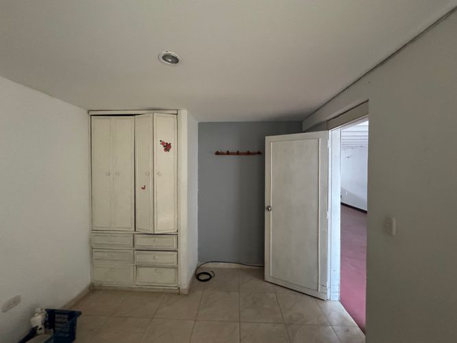 Casa de 5 alcobas en venta en Molinos Altos, Floridablanca · foto 5 de 23