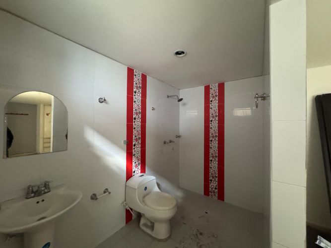 Casa de 5 alcobas en venta en Molinos Altos, Floridablanca · foto 13 de 23