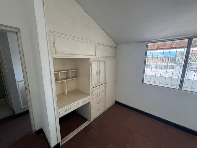 Casa de 5 alcobas en venta en Molinos Altos, Floridablanca · foto 17 de 23