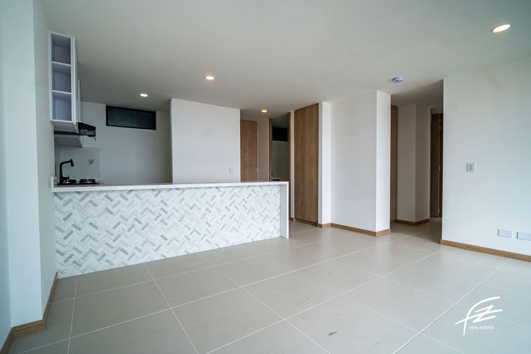Apartamento de 3 alcobas en venta en Loma Del Escobero, Envigado, 87 m² · foto 14 de 24