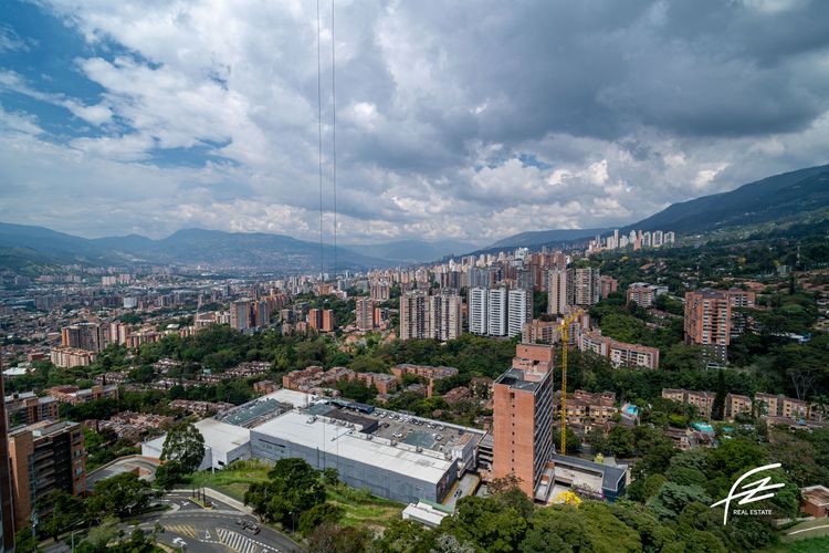 Apartamento de 3 alcobas en venta en Loma Del Escobero, Envigado, 87 m² · foto 20 de 24