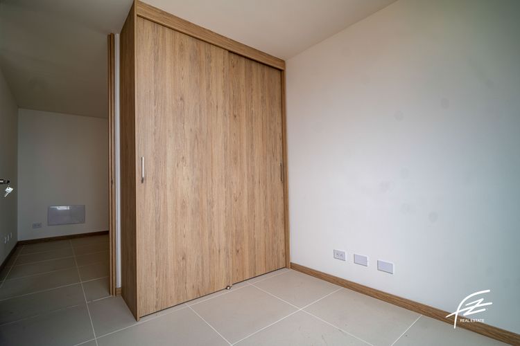 Apartamento de 3 alcobas en venta en Loma Del Escobero, Envigado, 87 m² · foto 22 de 24