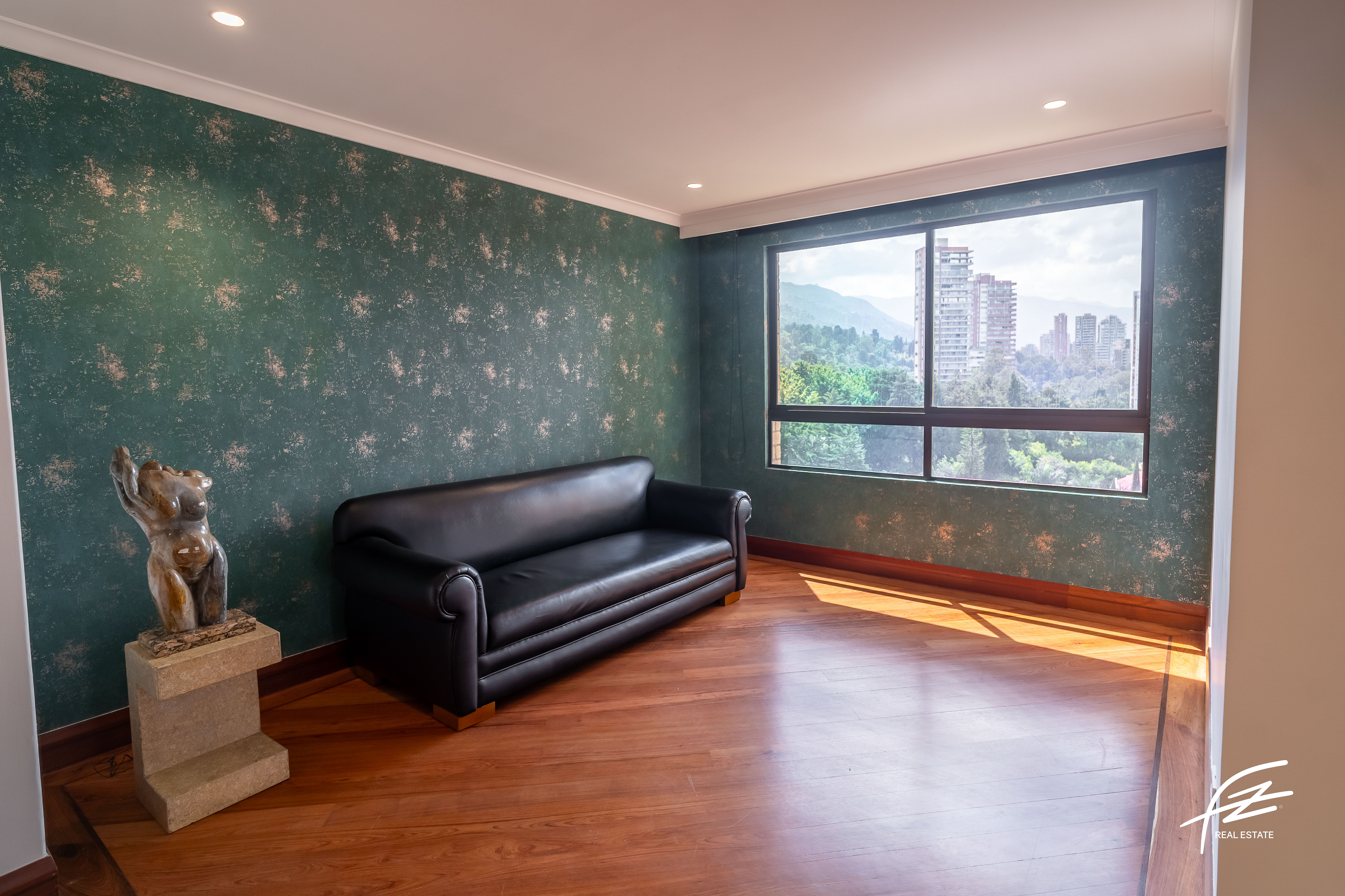 Apartamento en venta en El Poblado, Medellín · foto 10 de 24