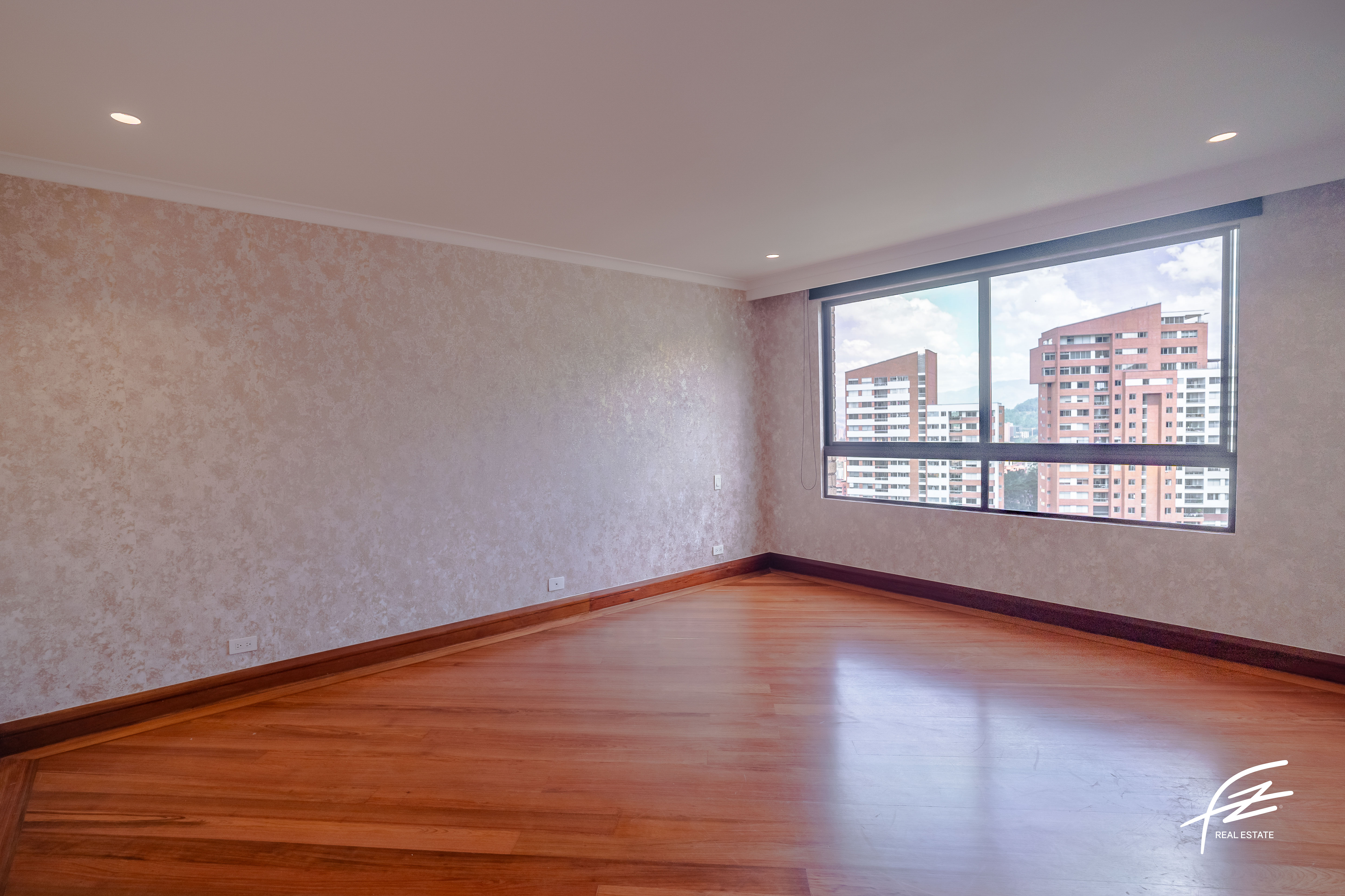 Apartamento en venta en El Poblado, Medellín · foto 12 de 24