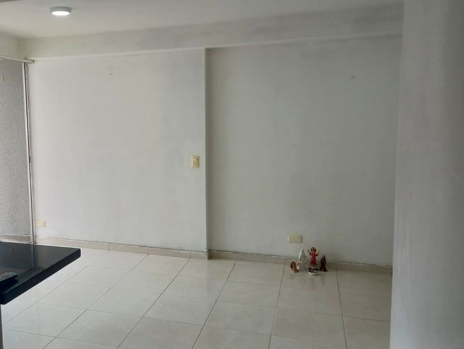 Apartamento de 2 alcobas en venta en San Rafael, Sabaneta, 55 m² · foto 2 de 17