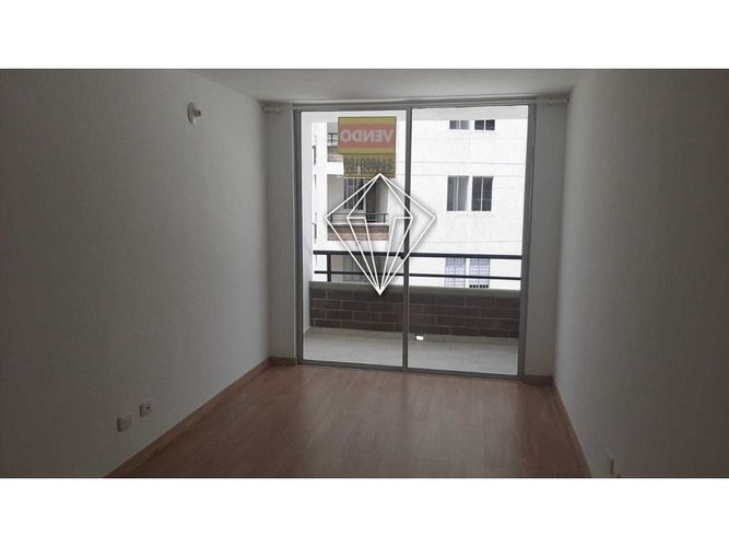 Apartamento de 3 alcobas en venta en El Tambo, La Ceja, 62 m² · foto 2 de 23