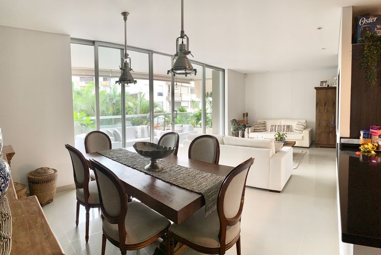 Apartamento de 3 alcobas en venta en Normandia, Cali, 200 m² · foto 24 de 24