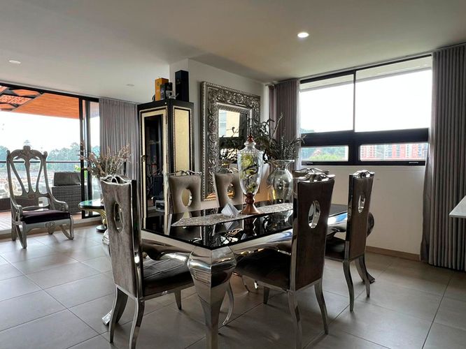 Apartamento de 3 alcobas en venta en Llano Grande, Rionegro, 153 m² · foto 4 de 16