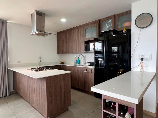 Apartamento de 3 alcobas en venta en Llano Grande, Rionegro, 153 m² · foto 5 de 16
